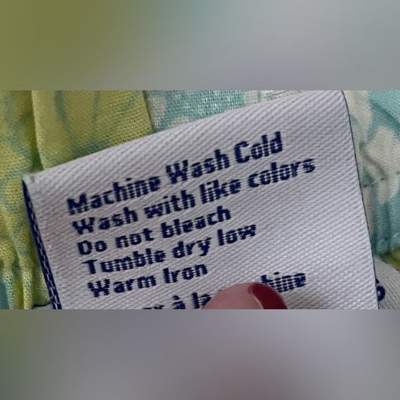 Bath and Body Work’s lightweight blue floral snap front pajama bottom pants; L - Picture 4 of 4